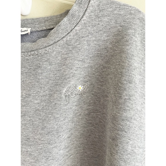 For Love & Lemons 🍋 gray Alex oversized embroidered sweatshirt sz L - Picture 7 of 11